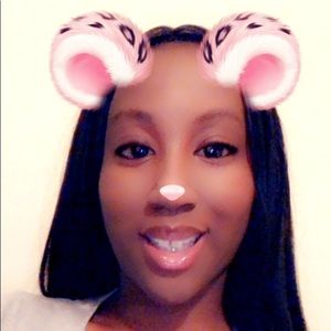 Meet your Posher, Candice